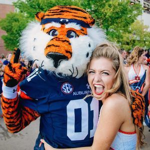 Meet your Posher, Sydney